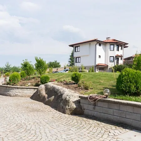 Hotel Комплекс Богдана 4*